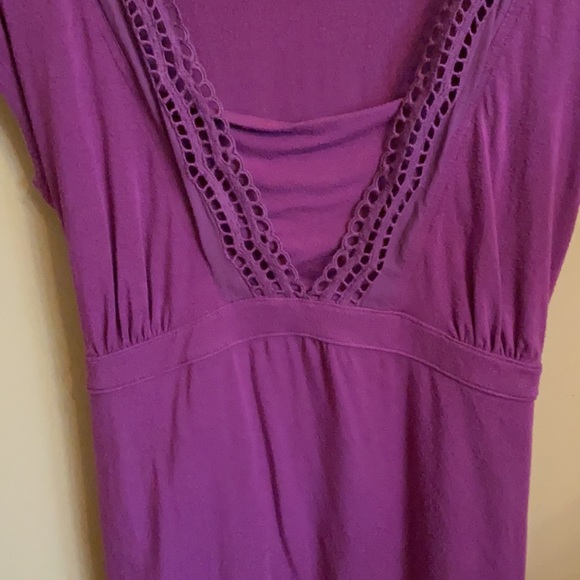 3/$15 Banana Republic purple tunic - Picture 7 of 8